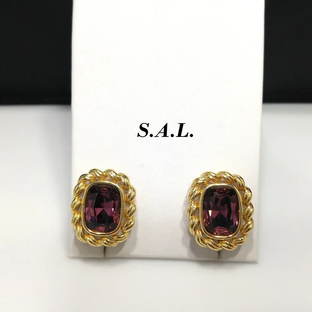 SAL this beautiful